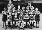 KEITH Redhill school football team 1954.jpg