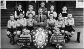 Golden Hillock Football 1954.jpg