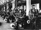 Making and lining cocoa tins bournville 1929.jpg