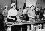 workers at kynochs 1918.7.jpg