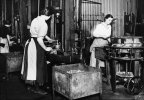 workers at kynochs 1918.3.jpg