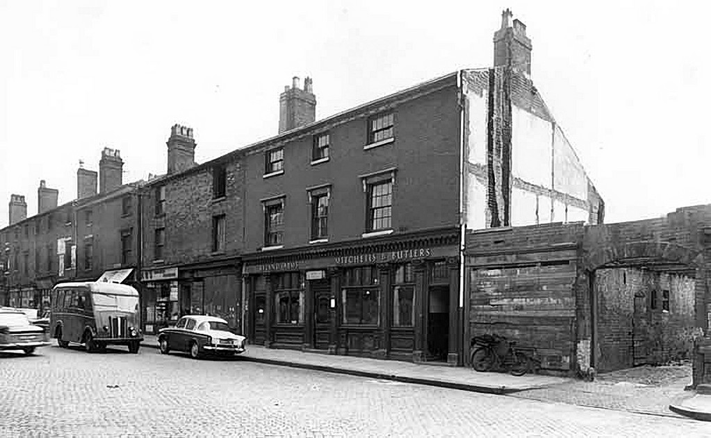 The_Ryland_Arms_in_Ryland_Street2C_1961.jpg