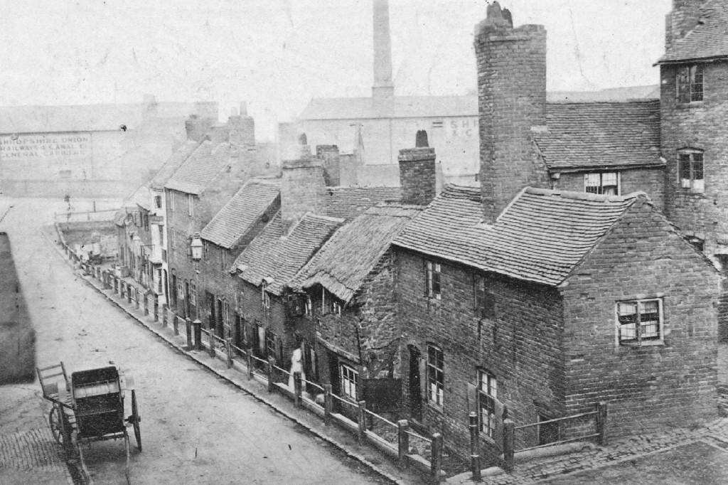 Canal_Street_and_Broad_Street_on_an_unspecified_date.jpg