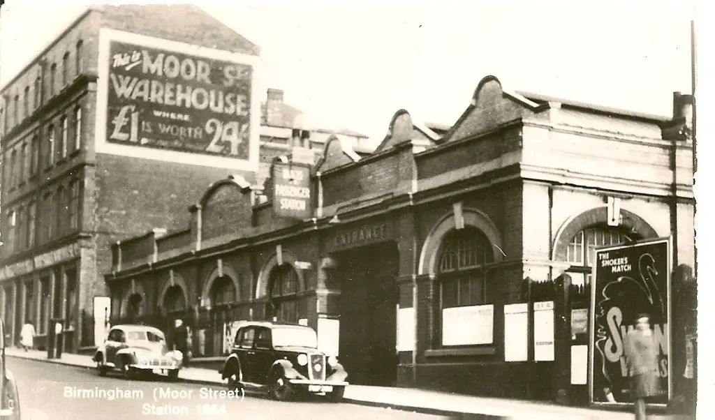 outside_moor_st_station_1954.jpg
