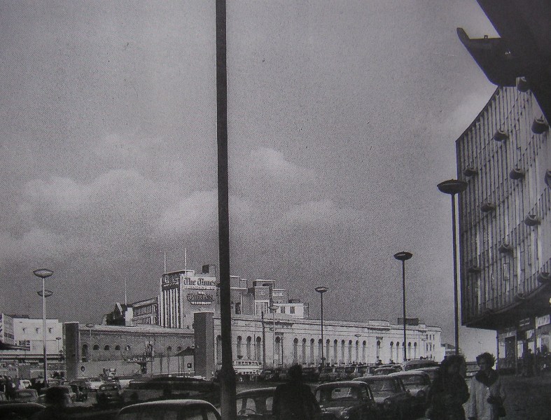 Market_Hall_from_Smallbrook_Queensway_1961.JPG