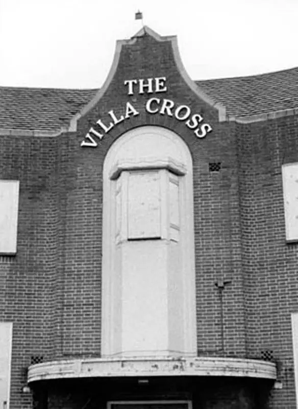Villa_Cross_Tavern_1984.jpg